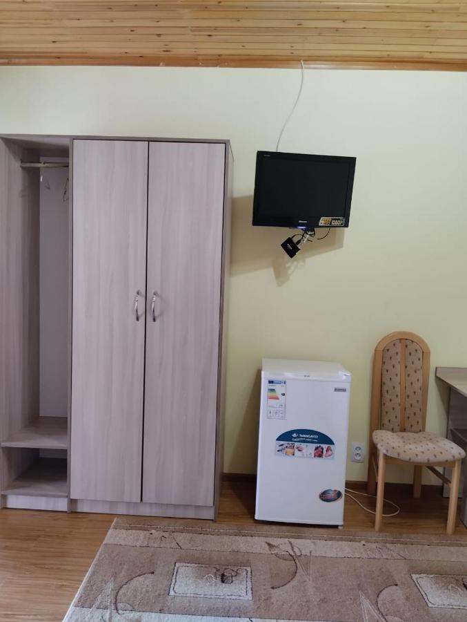 В Гостях На Иссык-Куле Hotel Чолпон-Ата Екстериор снимка
